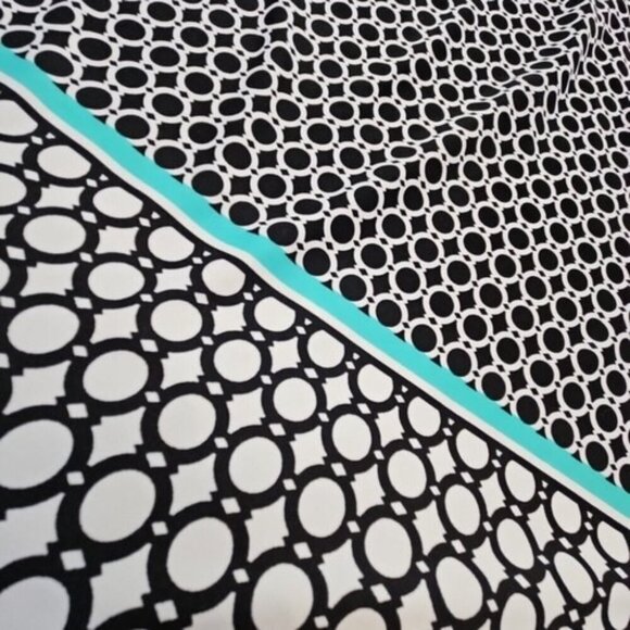 Tacera Dress Women's 3X Black White Geometric Shift Midi 3/4 Sleeve Comfort EUC - Picture 3 of 10